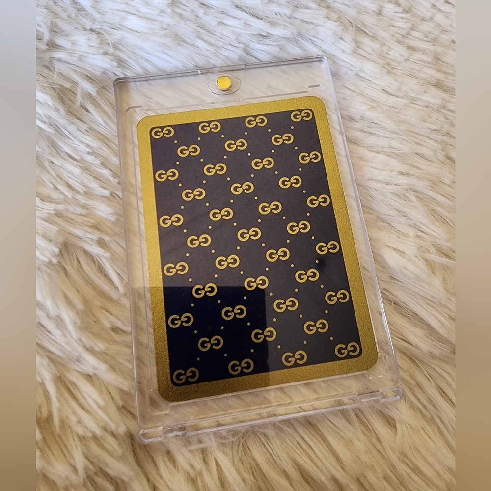 GUCCI Authentic 1pc. Collectible Card in protective case 7♣️ -NWOT